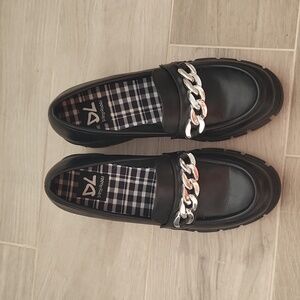 Black heeled loafers